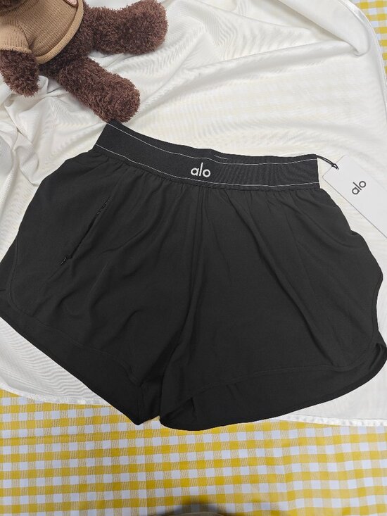 ALO Yoga Dresses & Skirts - 🏸ALO Yoga Match Point Athletic Shorts Black NEW💟High/Low Waist everyday shorts